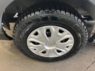 2017 Ford Cargo T-250 EL toit surélevé 148 po PNBV de 9 in Boucherville, Quebec - 5 - w320h240px