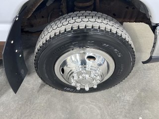 2008 Ford E-450 Super renforcé 158 po DRW in Boucherville, Quebec - 5 - w320h240px