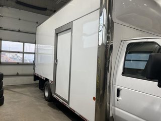 2014 Ford E-450 Super renforcé 176 po DRW in Boucherville, Quebec - 5 - w320h240px