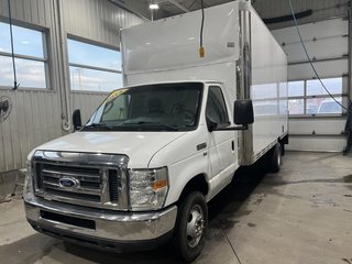 2014 Ford E-450 Super renforcé 176 po DRW in Boucherville, Quebec - 4 - w320h240px