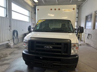 2022 Ford E-450 176 po RARJ in Boucherville, Quebec - 4 - w320h240px
