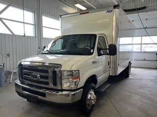 2019 Ford E-series E-450 176 po RARJ in Boucherville, Quebec - 3 - w320h240px