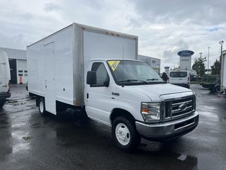 2011 Ford Econoline E-450 Super renforcé 158 po DRW in Boucherville, Quebec - 4 - w320h240px
