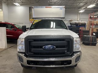 2012 Ford F-350 4 RM, Cabine multiplaces 156 po, XL in Boucherville, Quebec - 3 - w320h240px