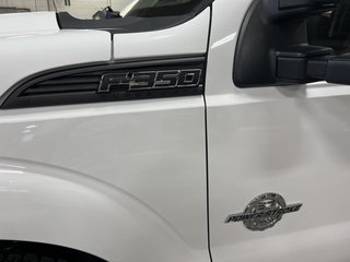 2012 Ford F-350 4 RM, Cabine multiplaces 156 po, XL in Boucherville, Quebec - 6 - w320h240px