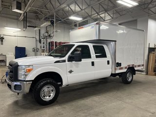 2012 Ford F-350 4 RM, Cabine multiplaces 156 po, XL in Boucherville, Quebec - 2 - w320h240px