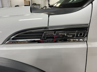 2015 Ford F-550 Cab ord 2RM empat 165po cab à essieu 84p in Boucherville, Quebec - 5 - w320h240px