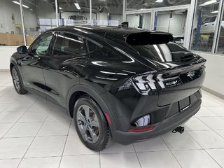 2022 Ford Mustang Mach-E Select PA in Boucherville, Quebec - 6 - w320h240px