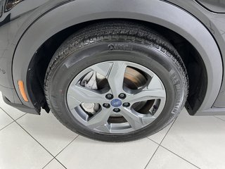 2022 Ford Mustang Mach-E Select PA in Boucherville, Quebec - 4 - w320h240px