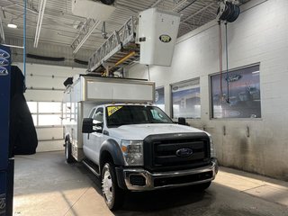 2012 Ford Super Duty F-450 DRW Cabine Super 2RM empat 162po cab à essieu 60po XL in Boucherville, Quebec - 2 - w320h240px