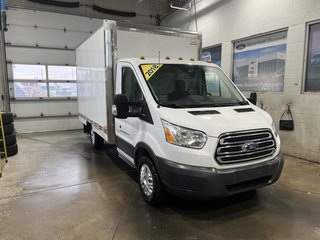 2018 Ford Transit Cargo Van T-250 138 po PNBV de 9 000 lb RARS in Boucherville, Quebec - 2 - w320h240px