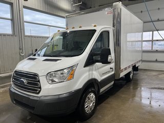 2018 Ford Transit Cargo Van T-250 138 po PNBV de 9 000 lb RARS in Boucherville, Quebec - 4 - w320h240px