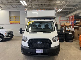 Ford Transit Cutaway 12 pieds Deck et rampe 2023 à Boucherville, Québec - 2 - w320h240px