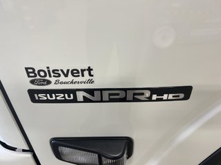 2021 Isuzu NPR-HD NPR HD CUBE 14 PIEDS in Boucherville, Quebec - 6 - w320h240px