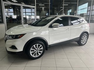 Nissan Qashqai S 2023 à Boucherville, Québec - 2 - w320h240px