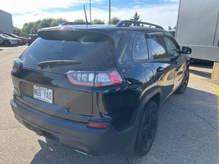 2022 Jeep Cherokee Altitude Luxe