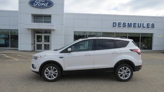 Ford Escape SE AWD 2.0 L 201A 2017 à Les Escoumins, Québec - 2 - w320h240px