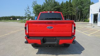 Ford F-250 Super Duty XLT Crew Cab 160'' WB 2023 à Les Escoumins, Québec - 5 - w320h240px