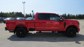 Ford F-250 Super Duty XLT Crew Cab 160'' WB 2023 à Les Escoumins, Québec - 4 - w320h240px