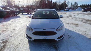 2018 Ford FOCUS SE 5-dr in Les Escoumins, Quebec - 3 - w320h240px
