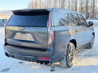 Cadillac Escalade V-SERIES / AWD / 682 HP / WRAP NOIR MAT / BAS KILOMETRAGE 2023 à Thetford Mines, Québec - 4 - w320h240px