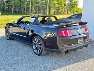 Ford Mustang CALIFORNIA SPECIAL / GT-CS / IMPECCABLE / JAMAIS SORTI L’HIVER / 1 SEUL PROPRIETAIRE 2012 à Thetford Mines, Québec - 6 - w320h240px
