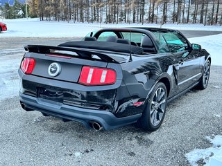 2012 Ford Mustang CALIFORNIA GT-CS / 0 ACCIDENT /  PRIX FIN SAISON  / TOUTES ÉCHANGES ACCEPTÉS / in Thetford Mines, Quebec - 4 - w320h240px
