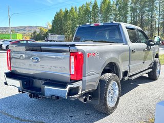 Ford Super Duty F-250 SRW XLT CREW 6.7 DIESEL  / GAR. FULL 28-06-30=260.800KM / 2023 à Thetford Mines, Québec - 5 - w320h240px