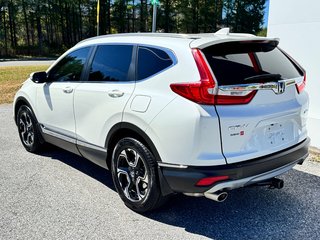 Honda CR-V TOURING AWD / HITCH / ENTRETENU AU POIL / 2018 à Thetford Mines, Québec - 6 - w320h240px