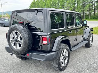 Jeep Wrangler Unlimited SAHARA / 2 TOIT / PRIX IMBATTABLE / 2019 à Thetford Mines, Québec - 4 - w320h240px