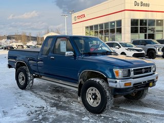 Toyota 4WD Pickups Un * RARE SURVIVOR * V6 MANUELLE 4X4 / 1992 à Thetford Mines, Québec - 3 - w320h240px