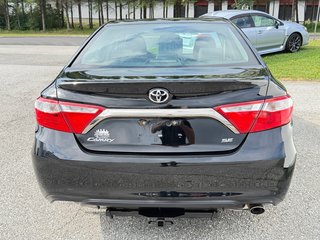 Toyota Camry SE / AUTOM / PRIX IMBATTABLE !!!!! / 2017 à Thetford Mines, Québec - 6 - w320h240px