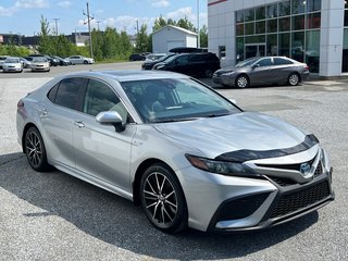 2021  Camry HYBRID / SE / PNEUS NEUF / MAGS / TRÈS PROPRE in Thetford Mines, Quebec - 4 - w320h240px