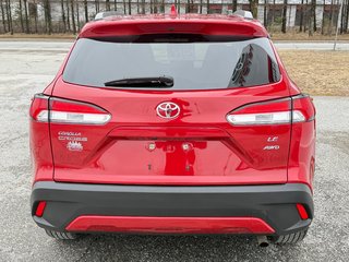 2022 Toyota Corolla Cross LE AWD + TOIT / CARFAX 17.000$ / AUBAINE / in Thetford Mines, Quebec - 6 - w320h240px