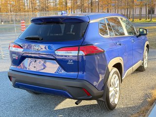 Toyota Corolla Cross LE AWD / FREINS AV + PNEUSs NEUFS / 2022 à Thetford Mines, Québec - 5 - w320h240px
