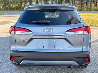 2023 Toyota COROLLA CROSS LE / OUI OUI 4850KM , 1 PROPRIO AGÉE SEULEMENT / in Thetford Mines, Quebec - 5 - w320h240px