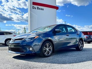 2016 Toyota Corolla LE + GROUPE TOIT / 1 SEUL PROPRIO / BAS KILOS / in Thetford Mines, Quebec - 2 - w320h240px