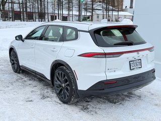 2025 Toyota Crown Signia LIMITED HYBRIDE AWD /  LE MOINS CHER DU NET !! / in Thetford Mines, Quebec - 6 - w320h240px