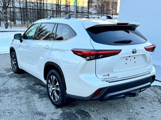 2021 Toyota Highlander HYBRIDE XLE AWD / PRIX PRÉ-ENCAN FAITES VITE !! / in Thetford Mines, Quebec - 6 - w320h240px