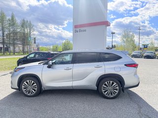 2022 Toyota Highlander ** EN PREPARATION ** PLATINUM AWD / LA TOTALE / ÉTAT NEUF / 20.700KM / in Thetford Mines, Quebec - 5 - w320h240px