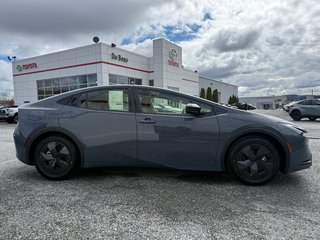 2026 Toyota Prius Plug-In Hybrid SE in Thetford Mines, Quebec - 4 - w320h240px