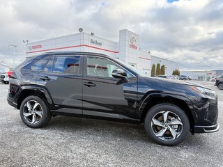 2025 Toyota RAV4 Plug-In Hybrid SE in Thetford Mines, Quebec - 4 - w320h240px