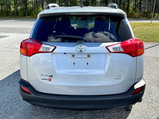Toyota RAV4 LE AWD / EXCELLENT VUS DE QUALITÉ A PETIT PRIX / 2015 à Thetford Mines, Québec - 5 - w320h240px