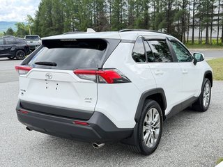 2019 Toyota RAV4 XLE PREMIUM AWD / 42,192KM SEULEMENT / PAS CHER / in Thetford Mines, Quebec - 5 - w320h240px