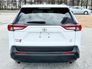 Toyota RAV4 LE AWD / TRÈS BAS KILOS / AUBAINE !!!!!!!!! 2020 à Thetford Mines, Québec - 5 - w320h240px