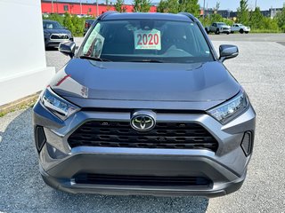 Toyota RAV4 LE AWD / BAS KILOS / PEA 23-09-25=100KM / 2020 à Thetford Mines, Québec - 2 - w320h240px