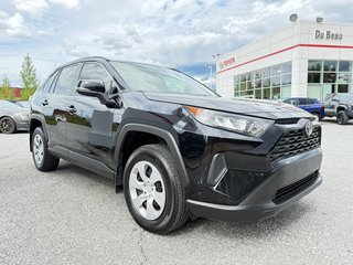 2020 Toyota RAV4 LE/ÉCONOMIQUE/POLYVALENT/BONNE VALEUR DE REVENTE in Thetford Mines, Quebec - 3 - w320h240px