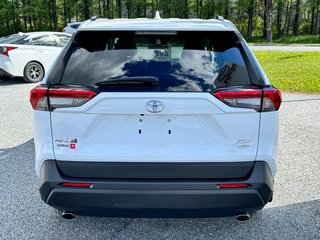 Toyota RAV4 XLE AWD / BAS KILOS / FIABILITÉ LÉGENDAIRE / 2021 à Thetford Mines, Québec - 5 - w320h240px