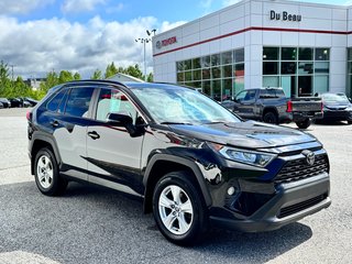 Toyota RAV4 XLE AWD / PEA 22-03-26=100KM / SUPER DEAL / 2021 à Thetford Mines, Québec - 3 - w320h240px
