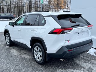 2021 Toyota RAV4 LE FWD / GARANTIE FULL 28-10-26=100KM WOW ! / in Thetford Mines, Quebec - 6 - w320h240px